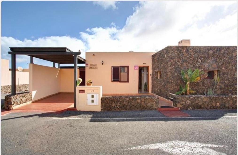 Villa Amistad La Oliva Eksteriør bilde